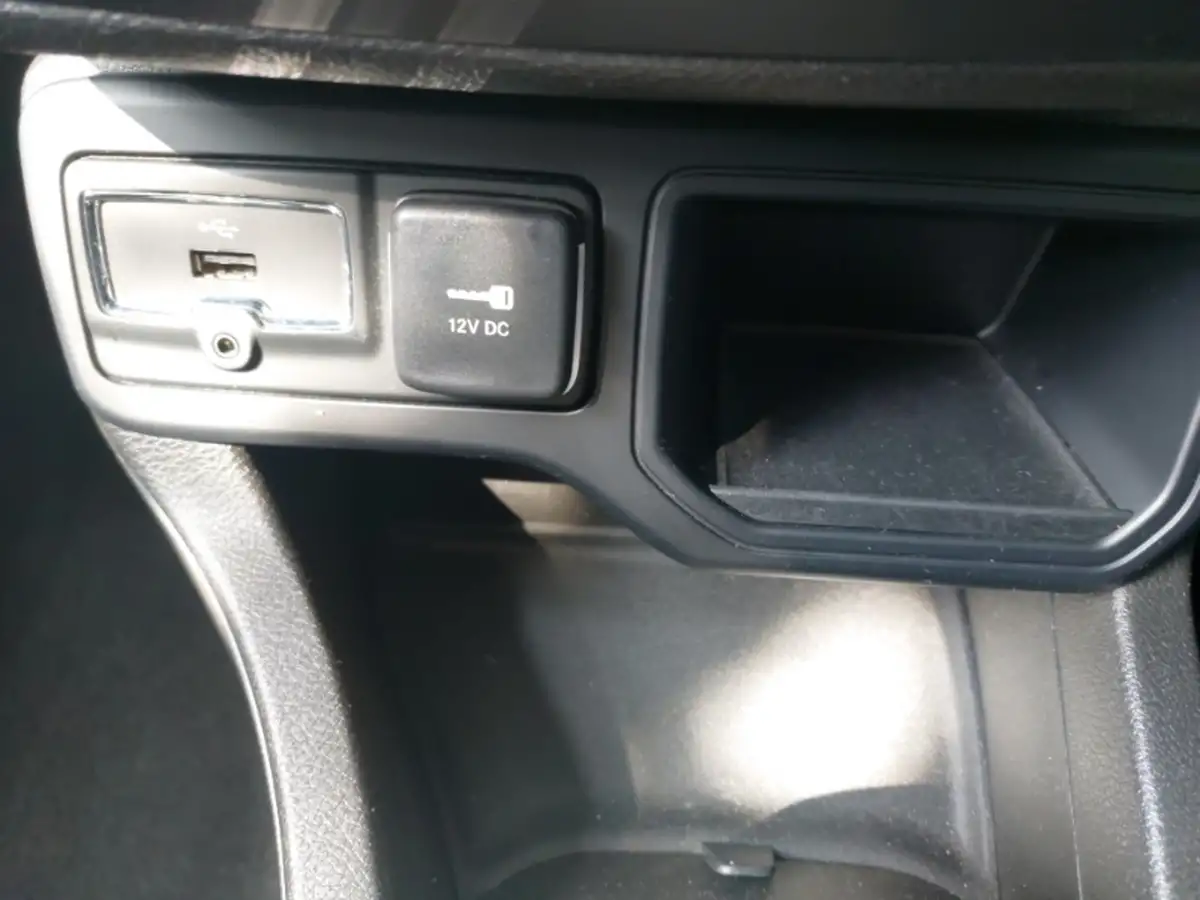 2022-jeep-renegade-10-gse-night-eagle-big-16