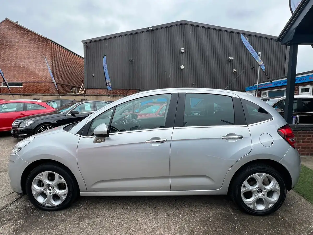 2011-citroen-c3-14-connexion-big-33