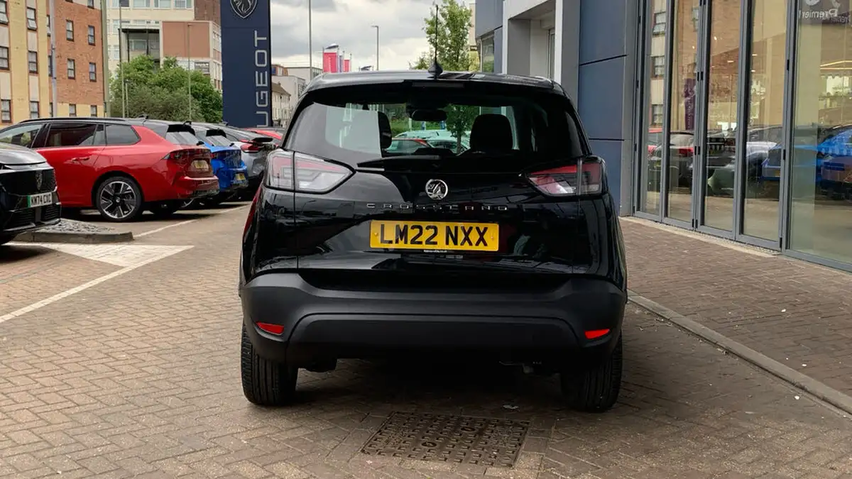 2022-vauxhall-crossland-12i-design-big-8