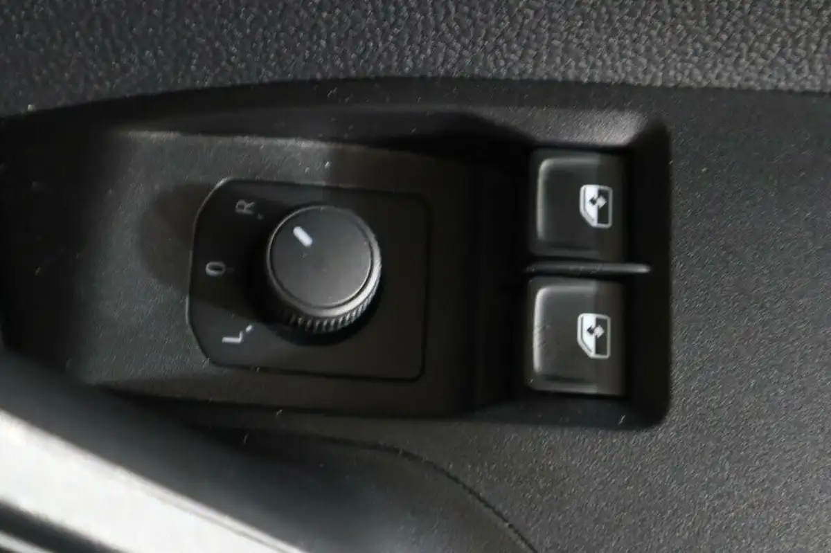 2022-seat-ibiza-10-mpi-se-big-25
