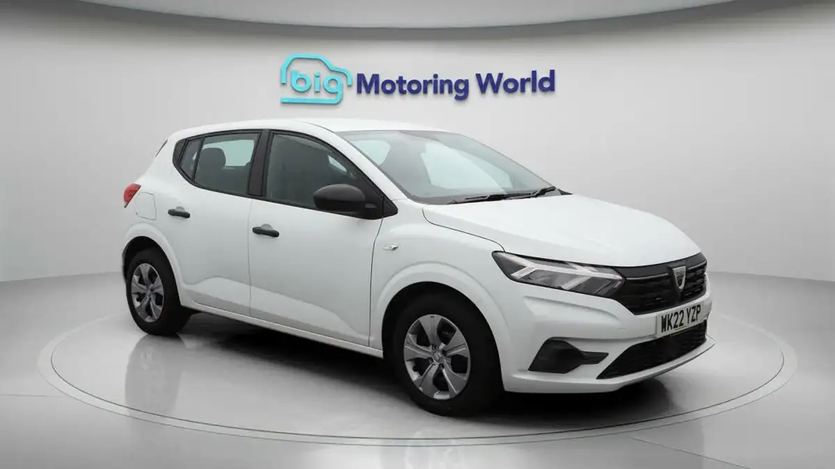 2022-dacia-sandero-10-sce-essential-big-1