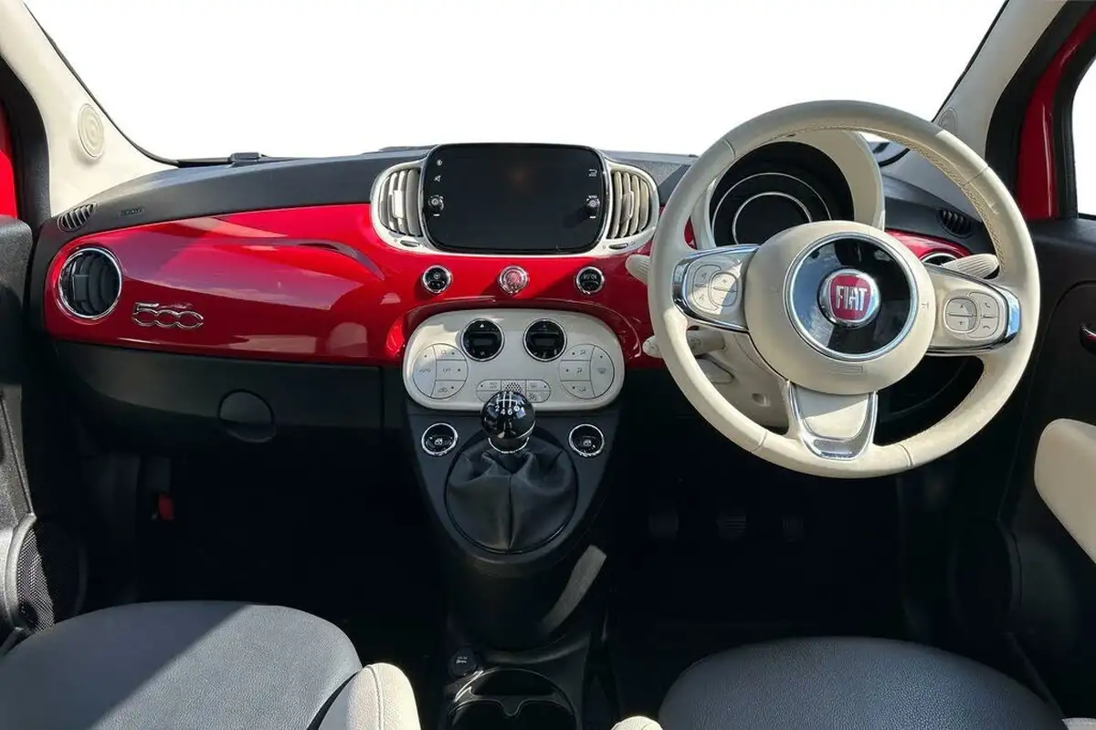 2022-fiat-500-10-dolcevita-big-8