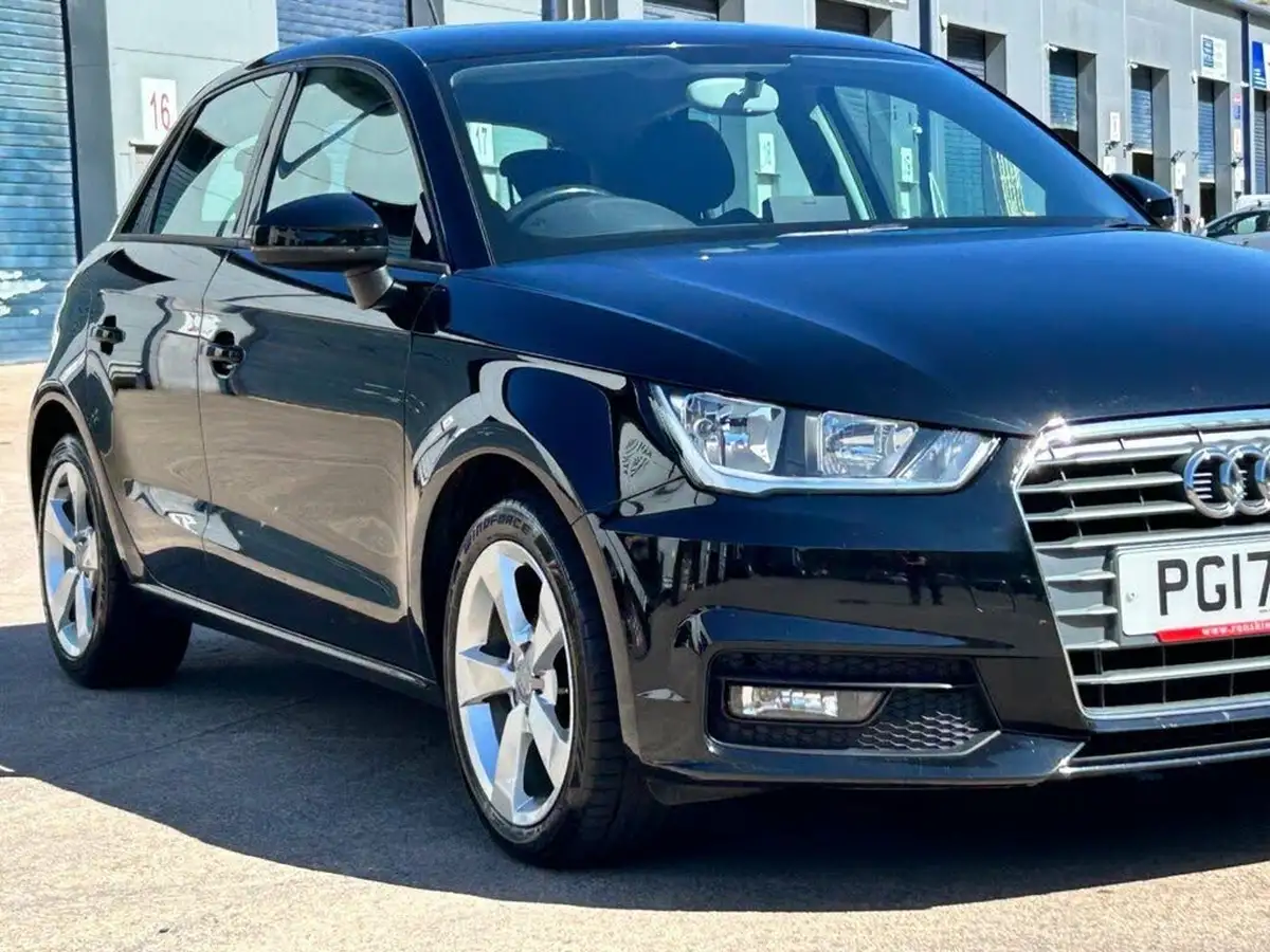 2017-audi-a1-10-tfsi-sportback-5d-big-3