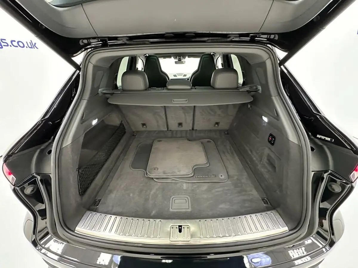 2018-porsche-cayenne-30-v6-s-big-31