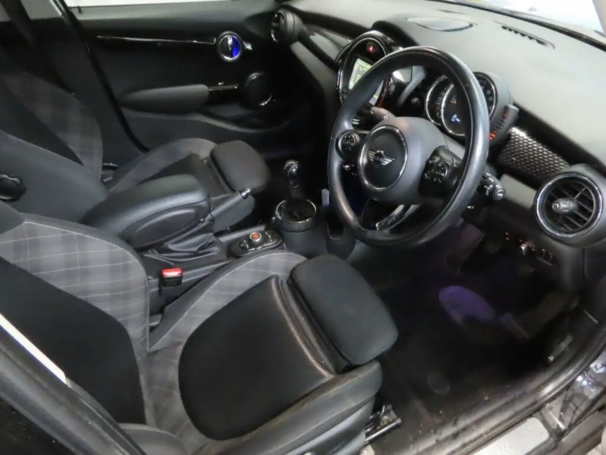 2016-mini-cooper-20-cooper-s-ss-hatchback-5d-big-9