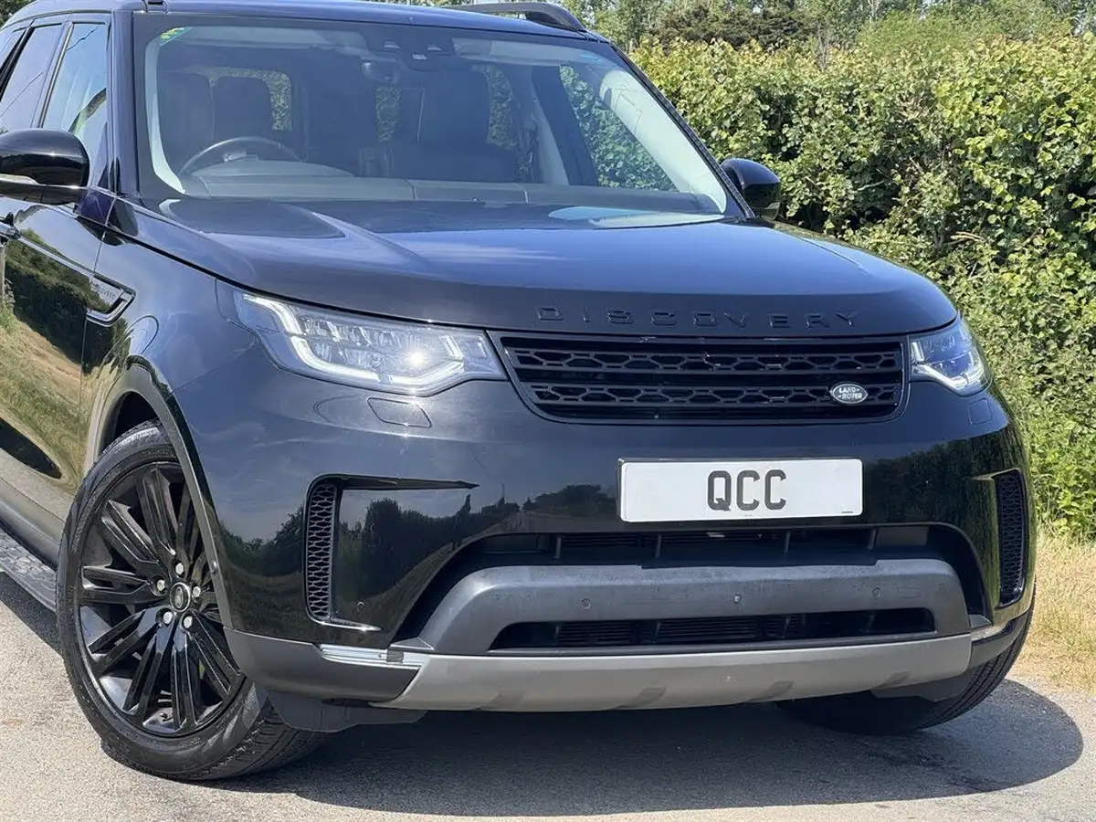 2017-land-rover-discovery-30td6-hse-luxury-big-32