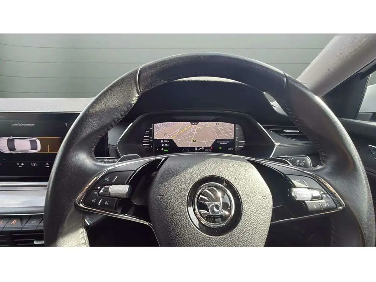 2021-skoda-octavia-big-11