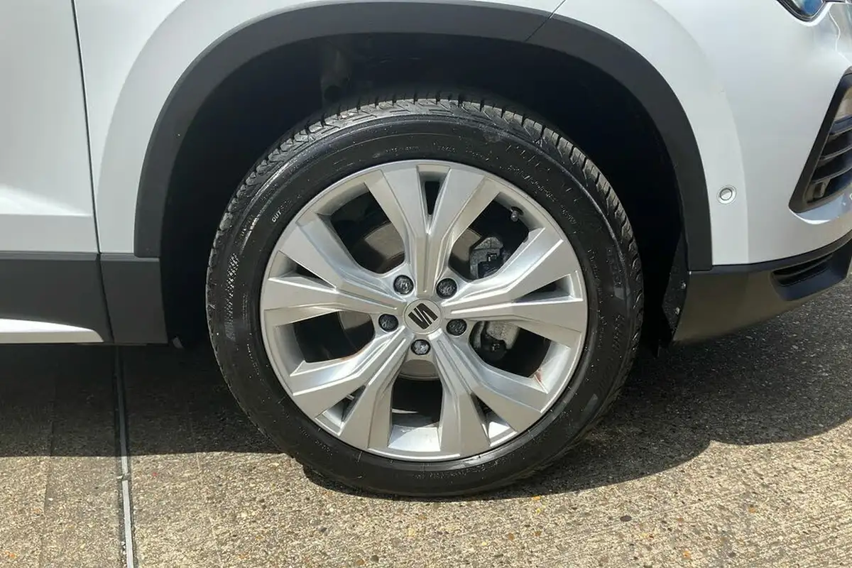 2024-seat-ateca-15-ecotsi-xperience-dsg-big-8