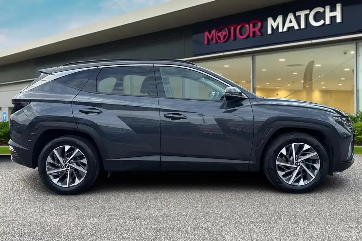 2022-hyundai-tucson-16-t-gdi-premium-150ps-big-2