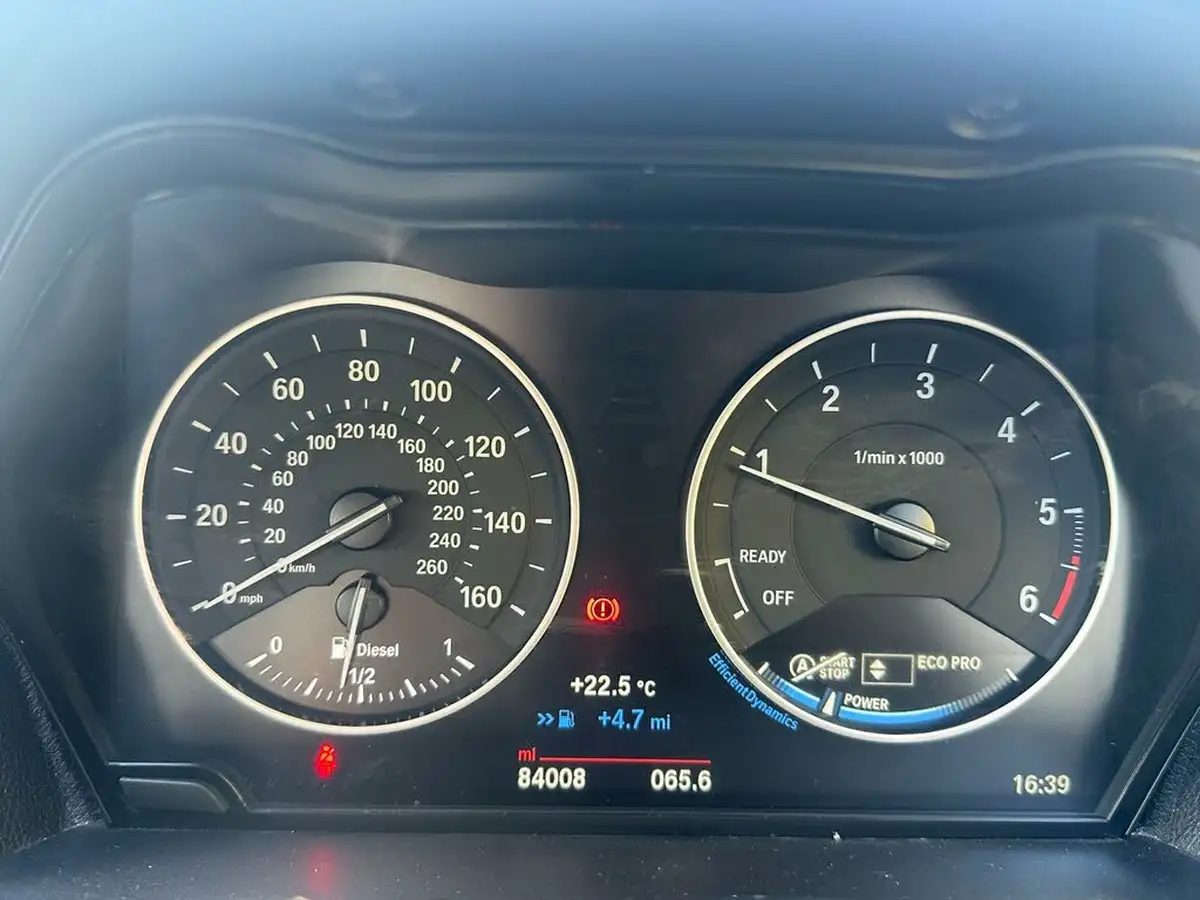 2016-bmw-1-series-15td-116d-eff-dyn-plus-116bhp-5d-big-31