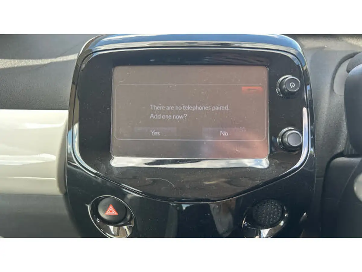 2018-toyota-aygo-10-vvt-i-x-style-71bhp-big-35