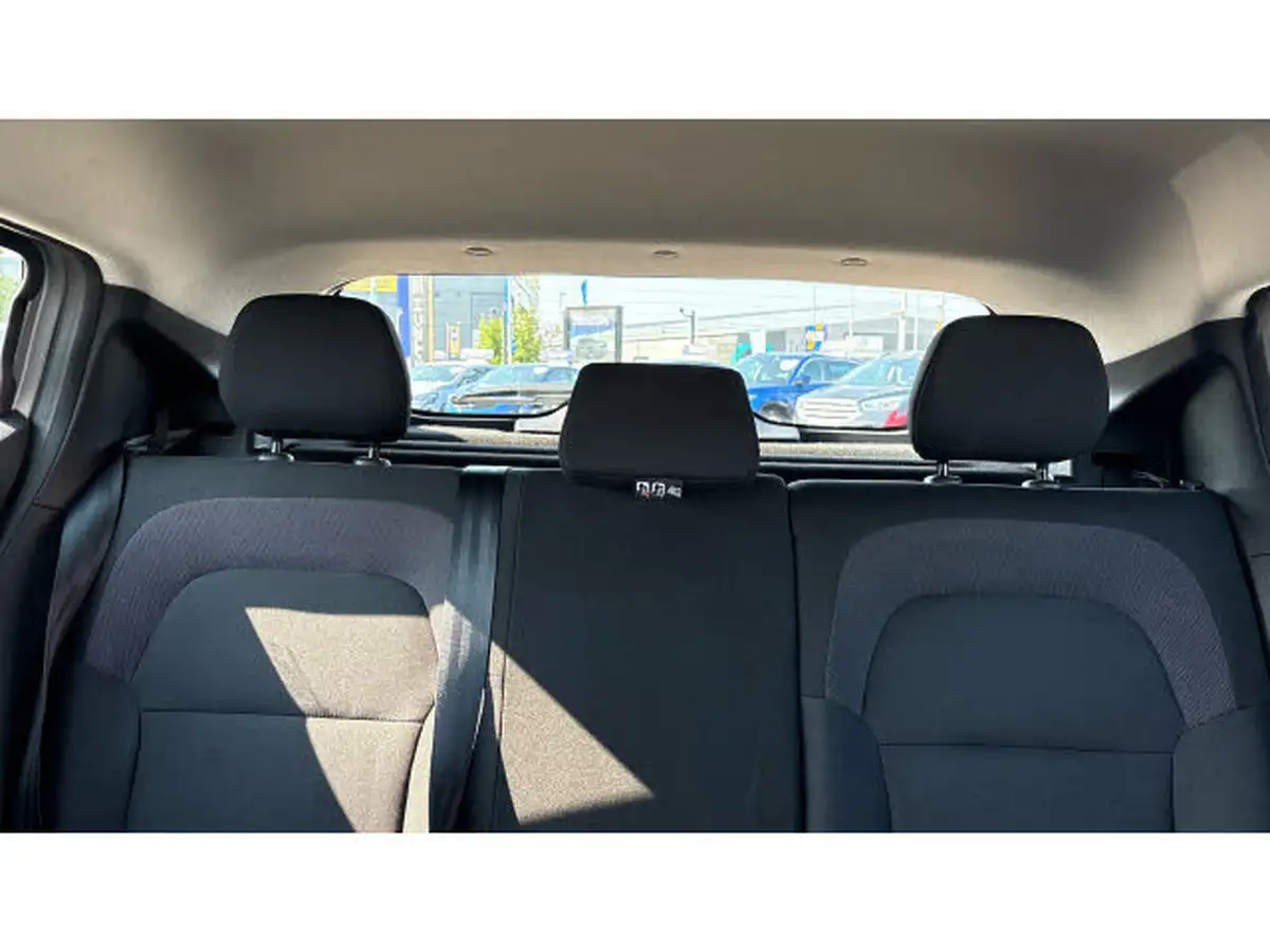 2021-dacia-sandero-10-sce-essential-big-14