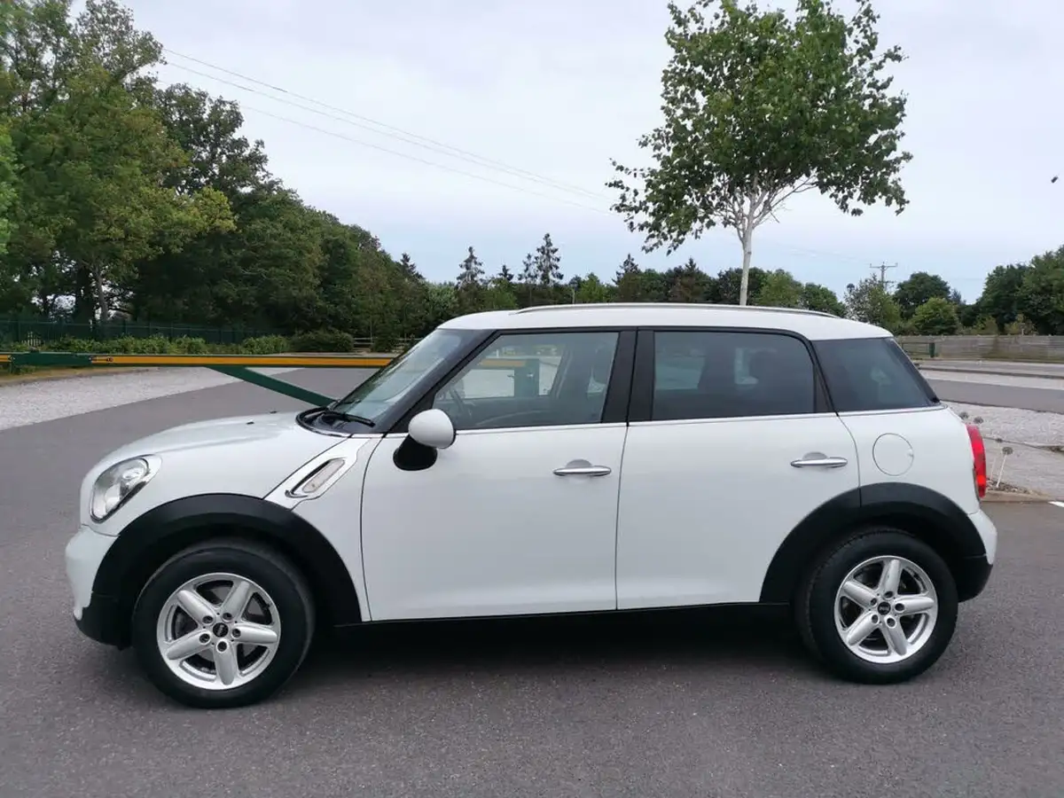 2012-mini-countryman-16-one-98bhp-big-25