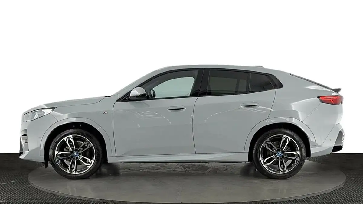 2024-bmw-ix2-e-edrive20-m-sport-tech-plus-pack-big-6