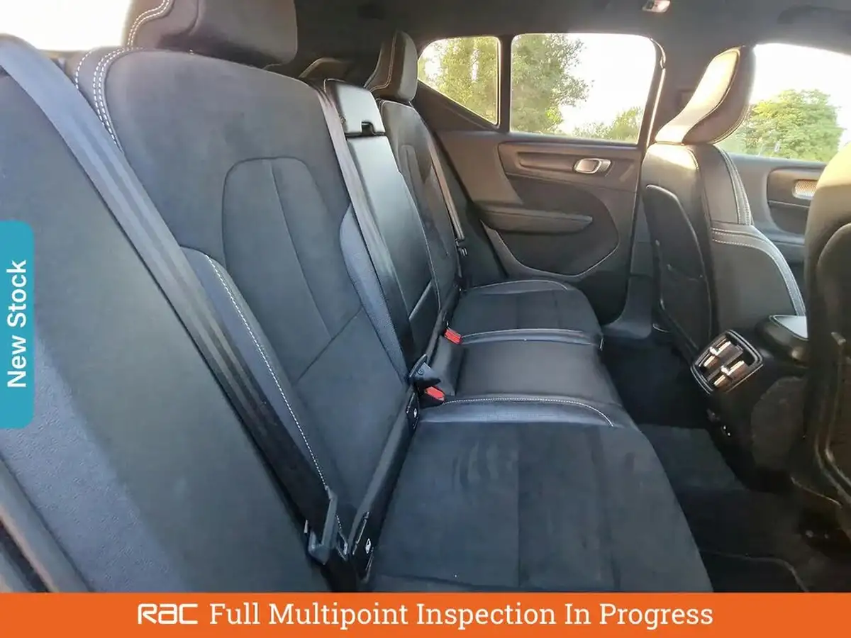 2019-volvo-xc40-20-t4-r-design-pro-awd-big-3