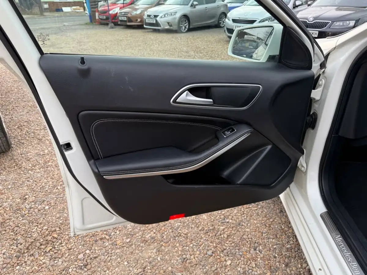 2016-mercedes-benz-a-class-15d-a180d-sport-executivess-7g-dct-big-58