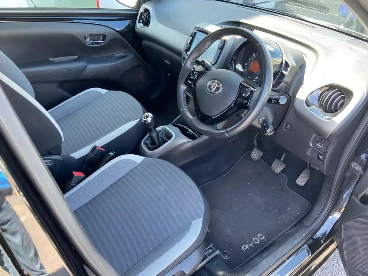 2020-toyota-aygo-10-vvt-i-x-play-big-10