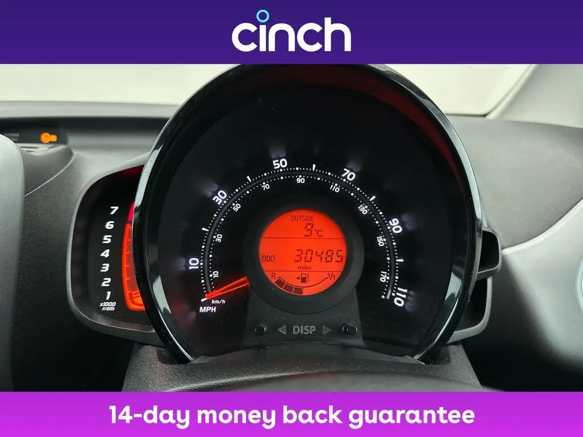 2018-toyota-aygo-10-vvt-i-x-press-71bhp-big-17