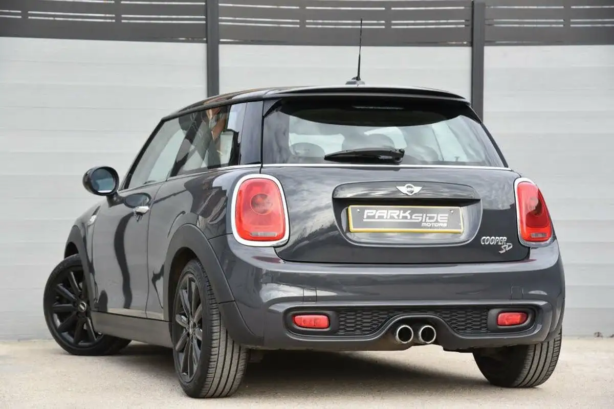 2015-mini-cooper-20td-cooper-sd-170bhp-ss-hatchback-3d-sport-auto-big-2