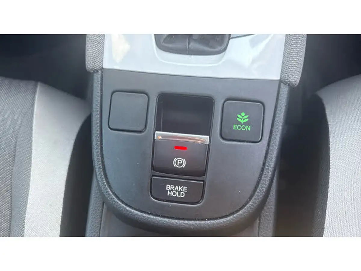 2021-honda-jazz-15-i-mmd-ex-109ps-big-33