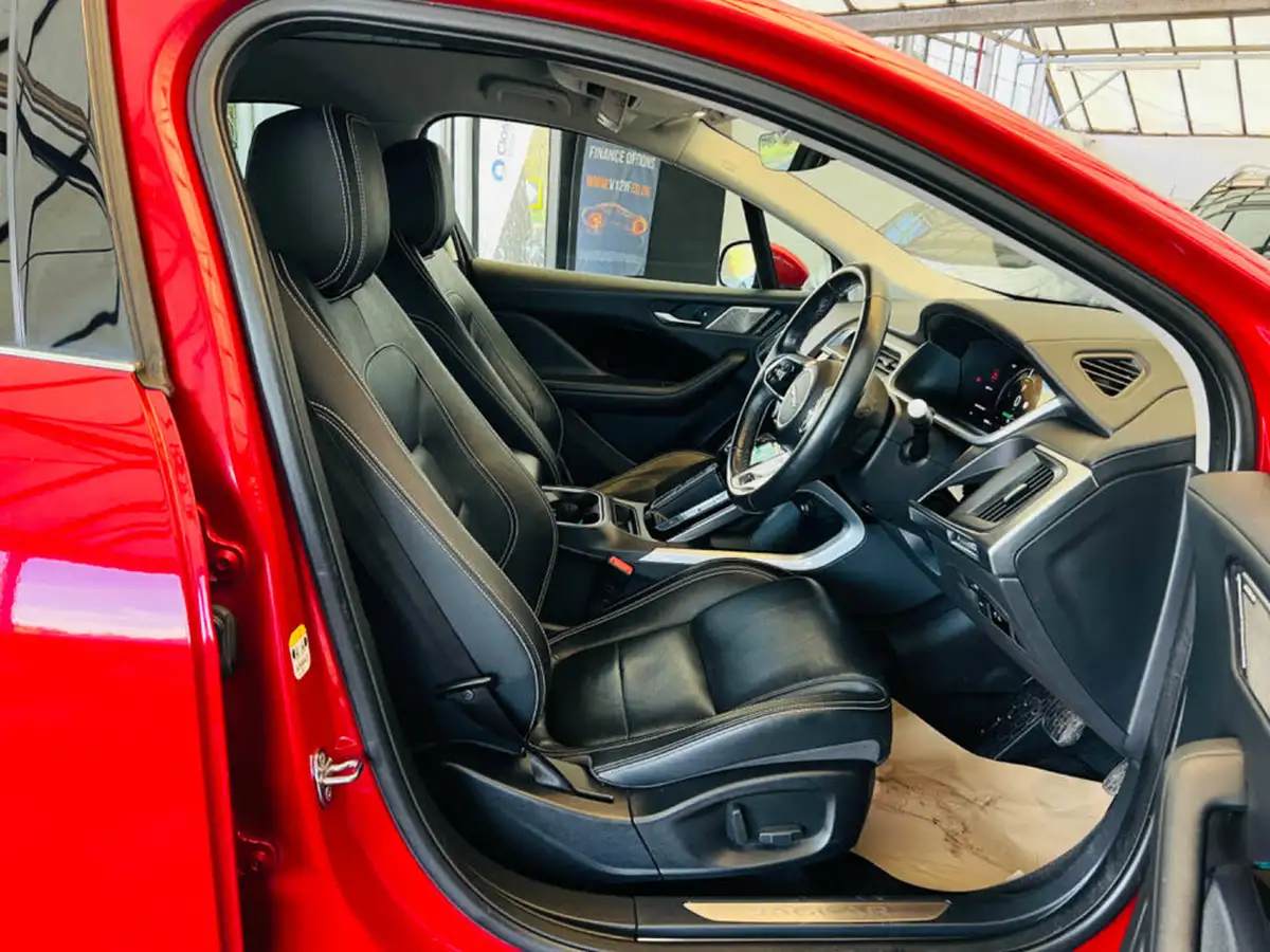 2019-jaguar-i-pace-ev400-se-big-10