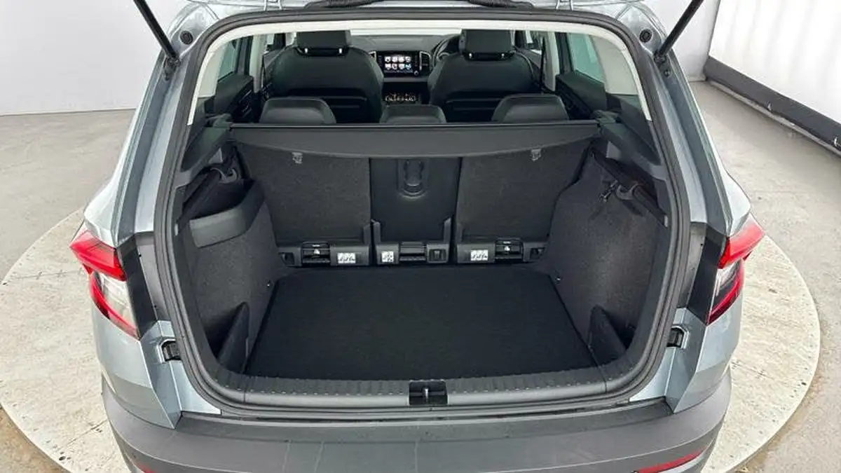 2021-skoda-karoq-10-tsi-se-l-110ps-big-31