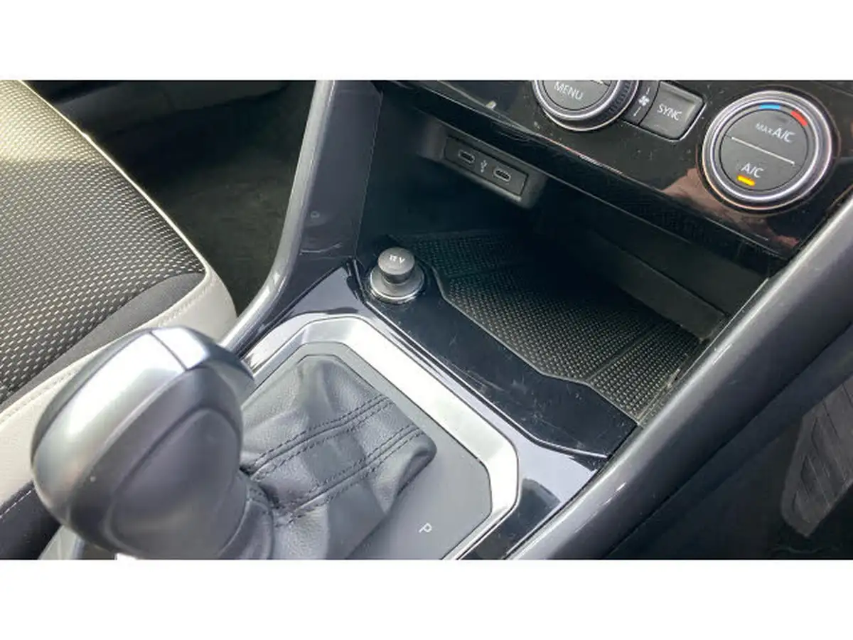 2021-volkswagen-t-roc-15-tsi-sel-dsg-big-29