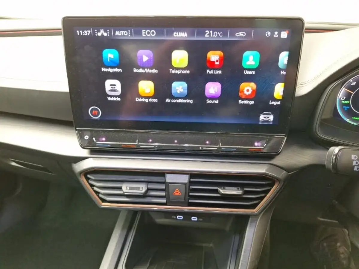 2024-cupra-formentor-14-e-hybrid-v2-big-15