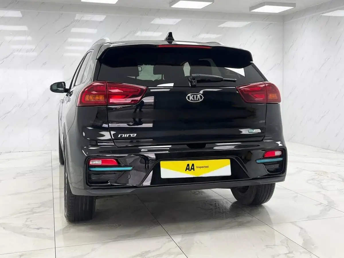 2021-kia-e-niro-ev-3-big-9