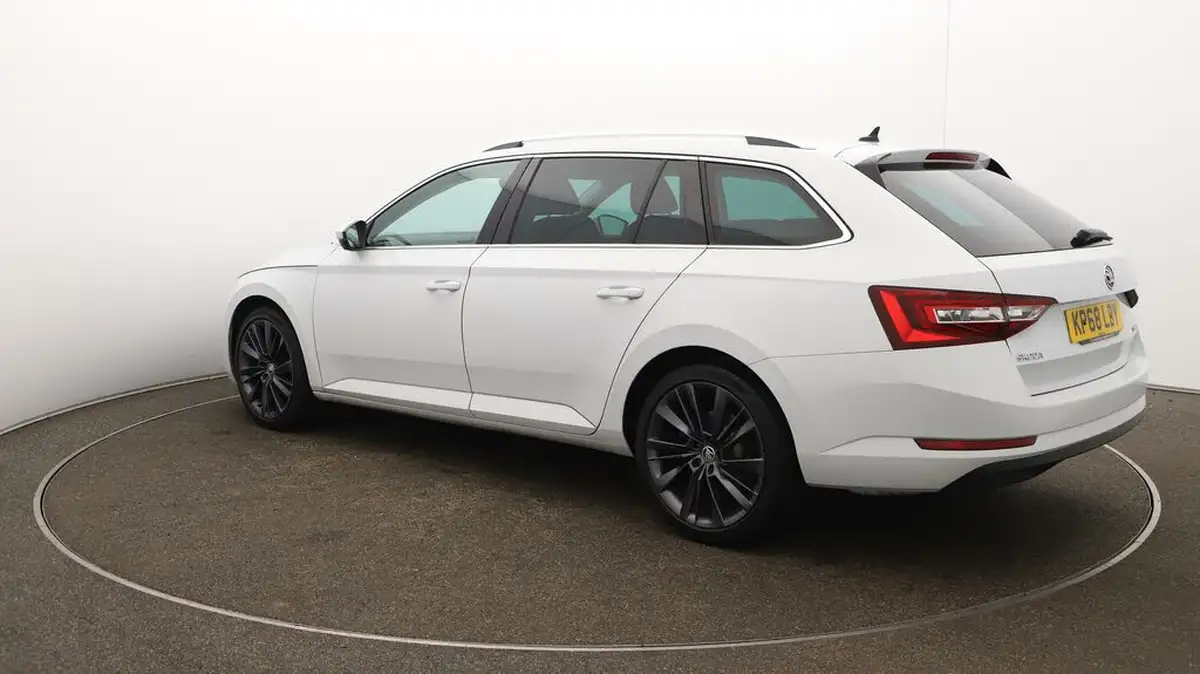 2018-skoda-superb-20tdi-scr-se-l-executive-190ps-estate-big-55