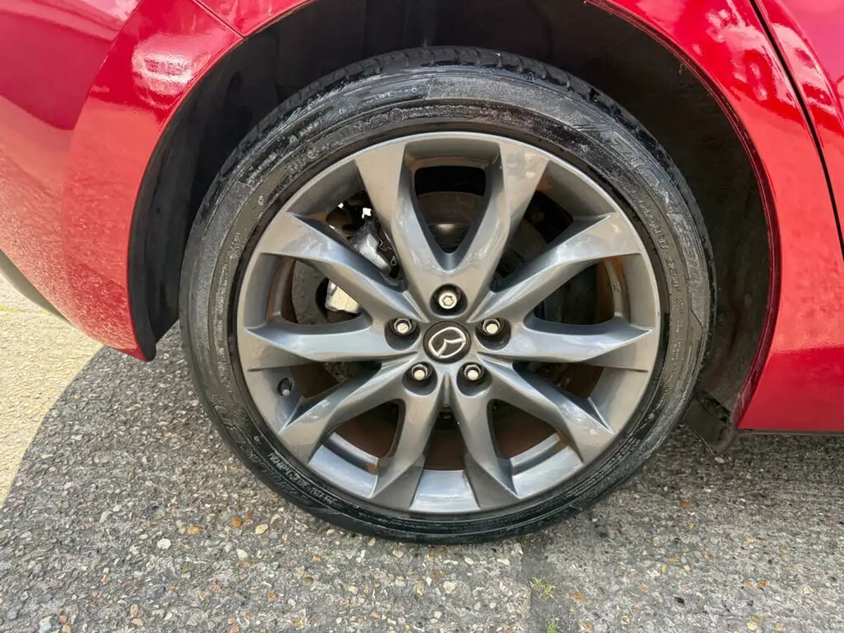 2014-mazda-mazda3-20-sport-nav-165ps-hatchback-5d-big-21