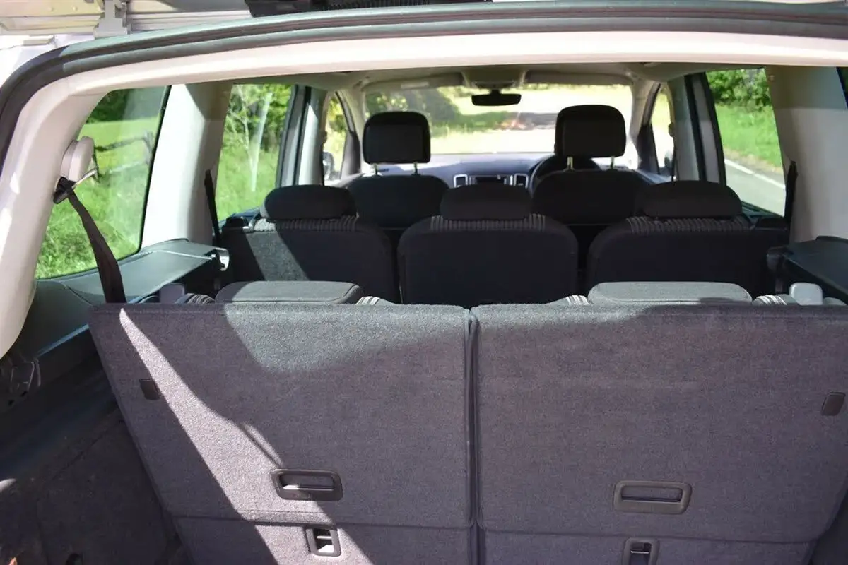 2017-seat-alhambra-20tdi-se-ecomotive-big-34