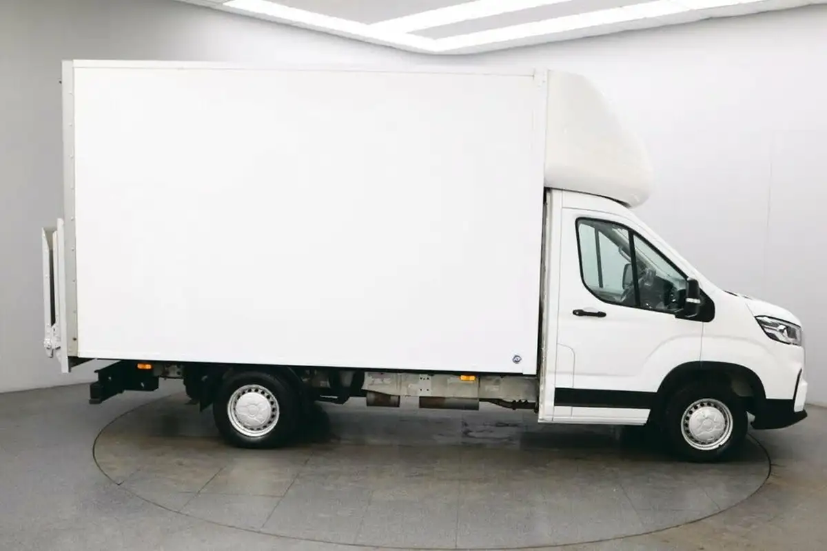 2021-maxus-deliver-9-big-7