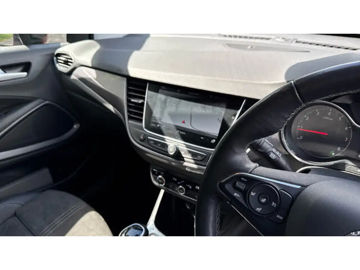 2022-vauxhall-crossland-12-ultimate-130ps-big-13