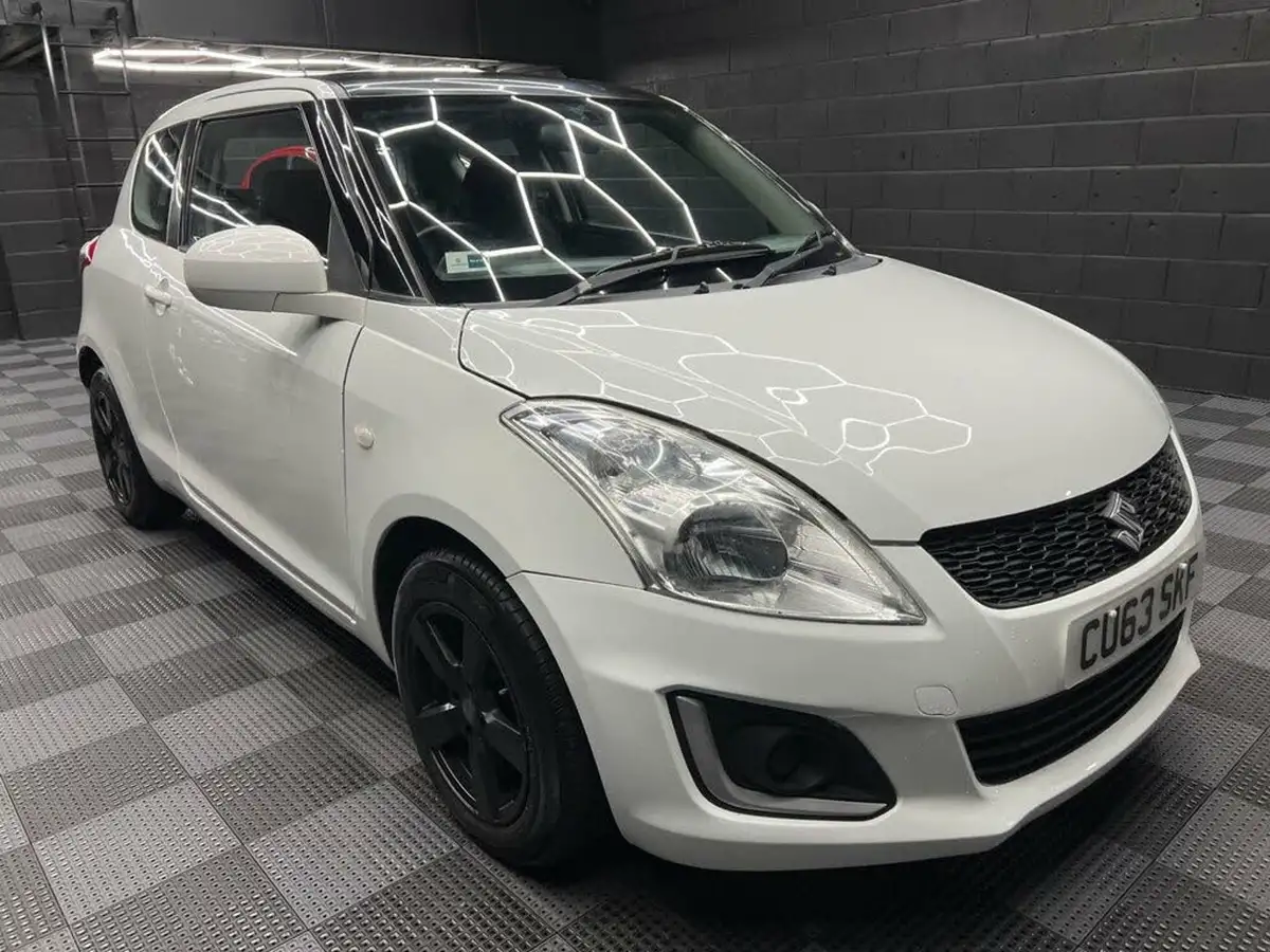 2013-suzuki-swift-12-sz2-3d-big-0