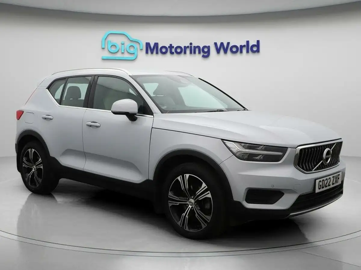 2022-volvo-xc40-20-b4-inscription-awd-big-0