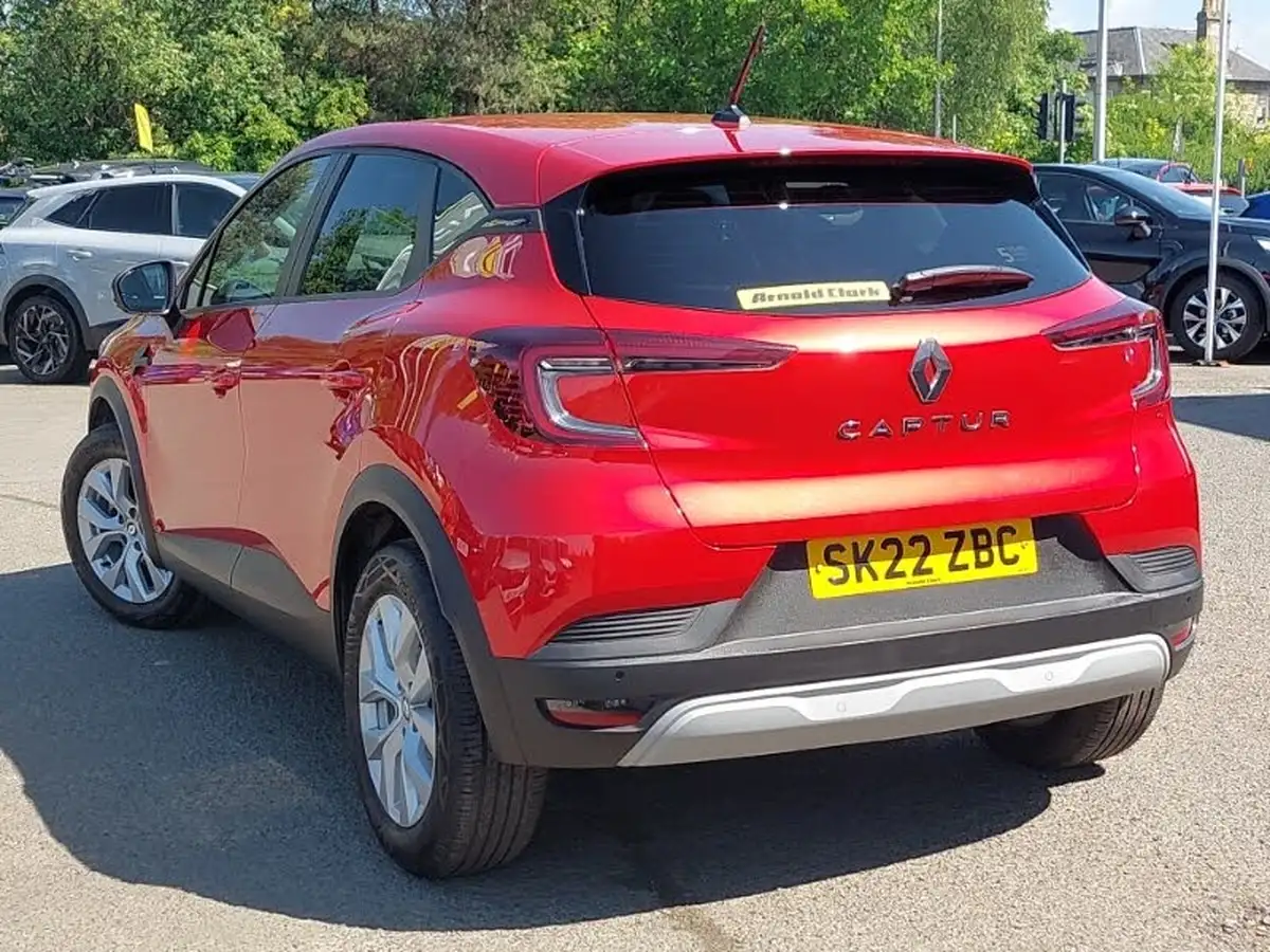 2022-renault-captur-10-tce-iconic-edition-big-1