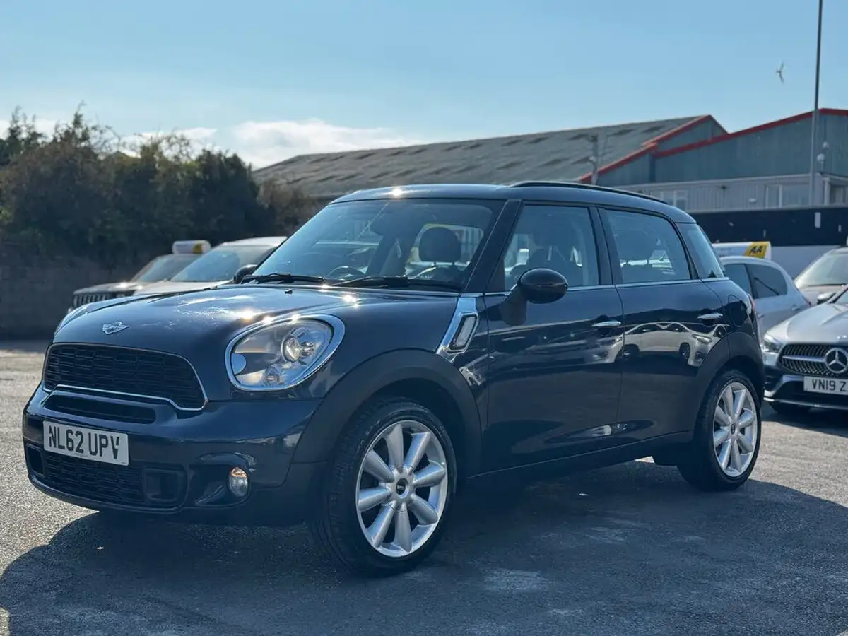 2012-mini-countryman-16-cooper-s-chili-big-1