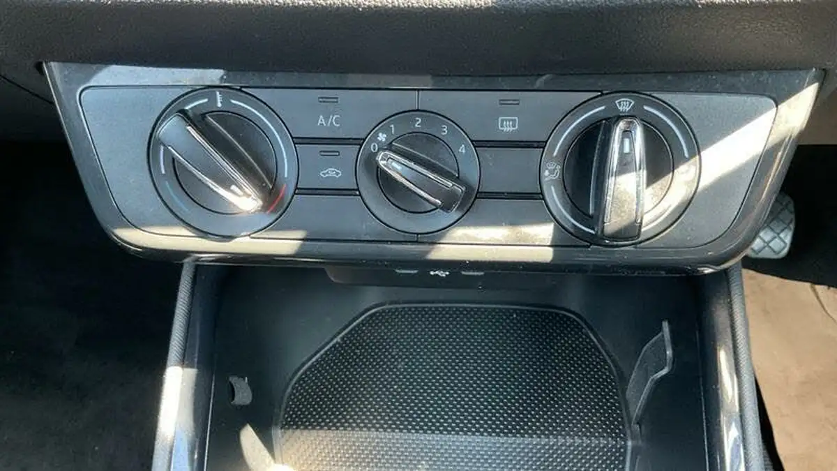 2023-skoda-fabia-10-tsi-colour-edition-110ps-big-15