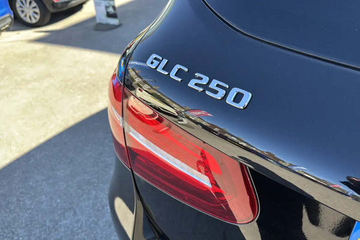 2019-mercedes-benz-glc-class-20-glc250-amg-night-edition-ss-big-24