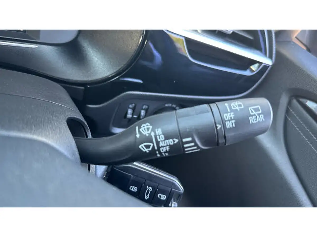 2021-vauxhall-corsa-12i-elite-big-21