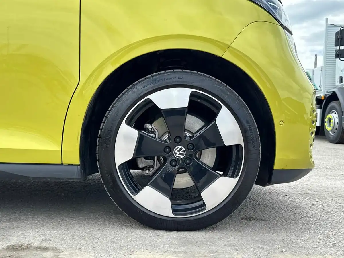 2024-volkswagen-idbuzz-e-style-standard-big-17