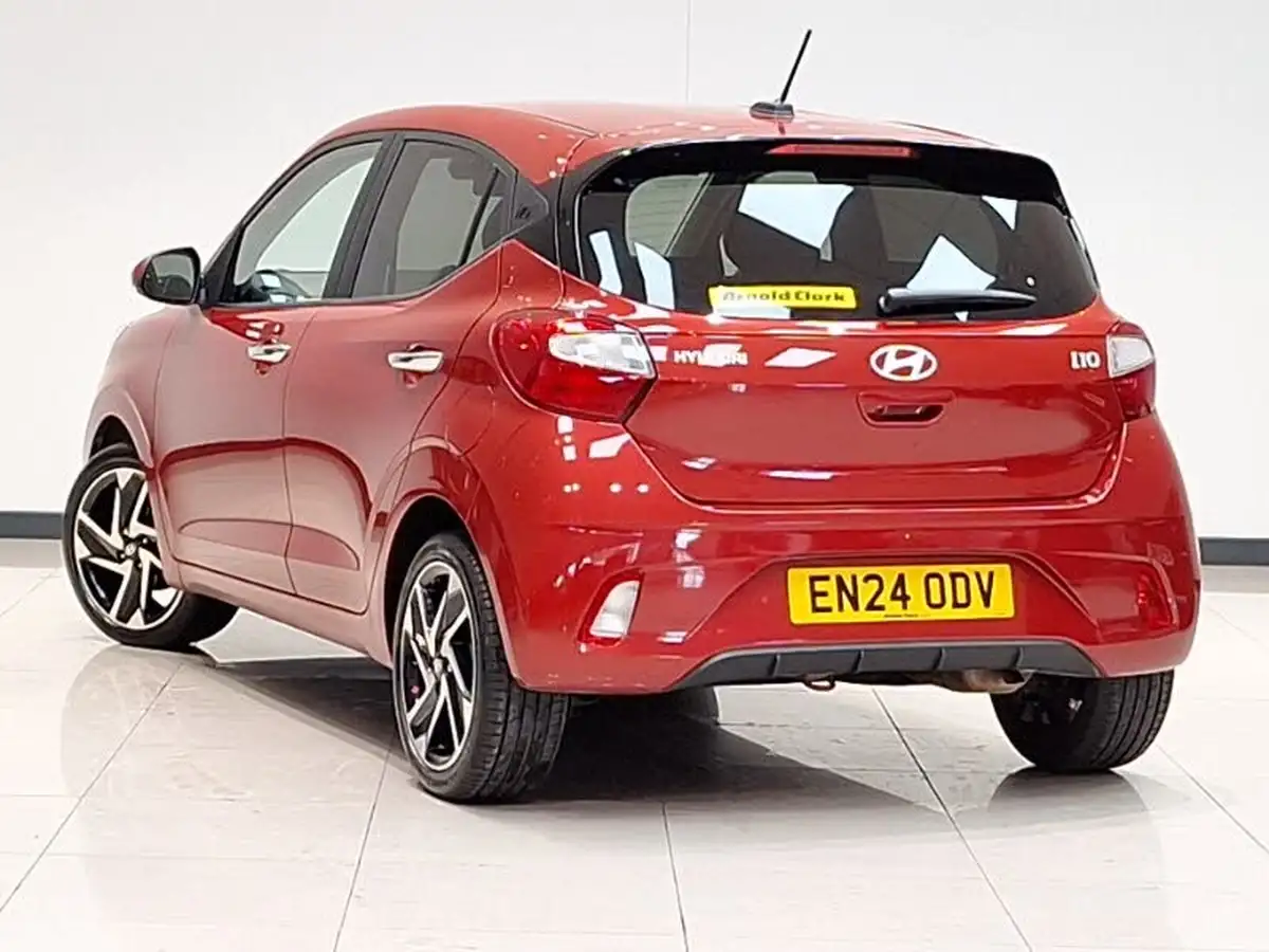 2024-hyundai-i10-10-premium-63ps-auto-big-1