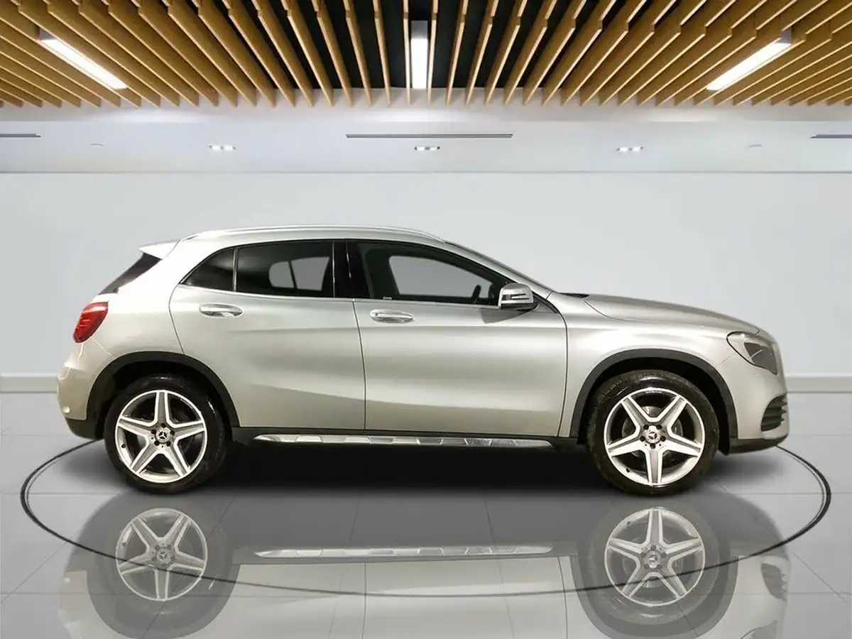 2018-mercedes-benz-gla-class-21d-gla-200d-amg-line-134bhp-ss-7g-dct-big-7