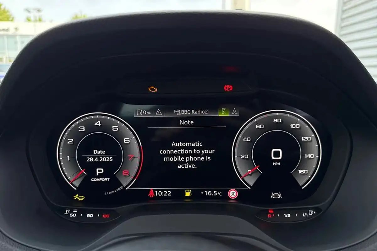 2024-audi-q2-15-35-tfsi-s-line-tronic-big-38