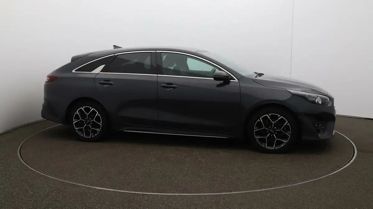 2022-kia-pro-ceed-15-t-gdi-gt-line-big-45