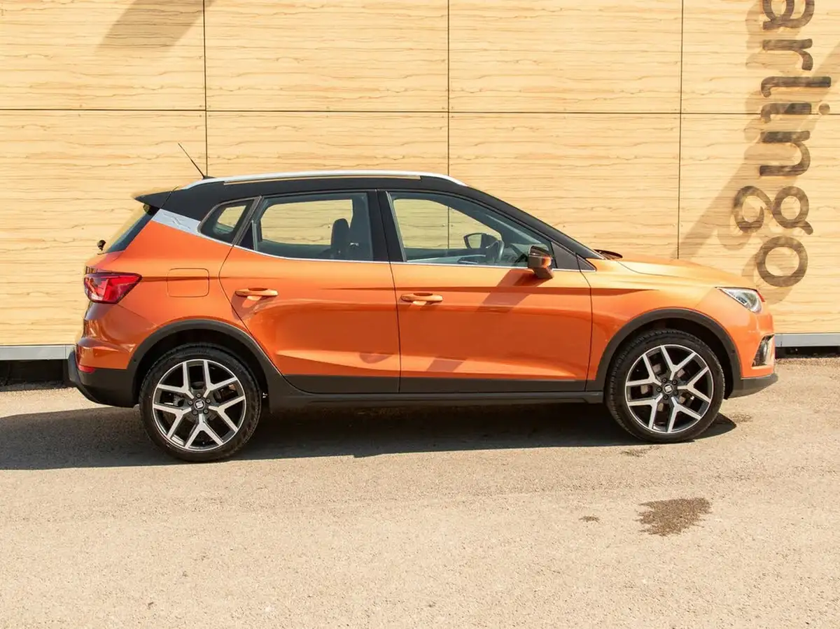 2019-seat-arona-10-tsi-xcellence-lux-ss-dsg-big-11