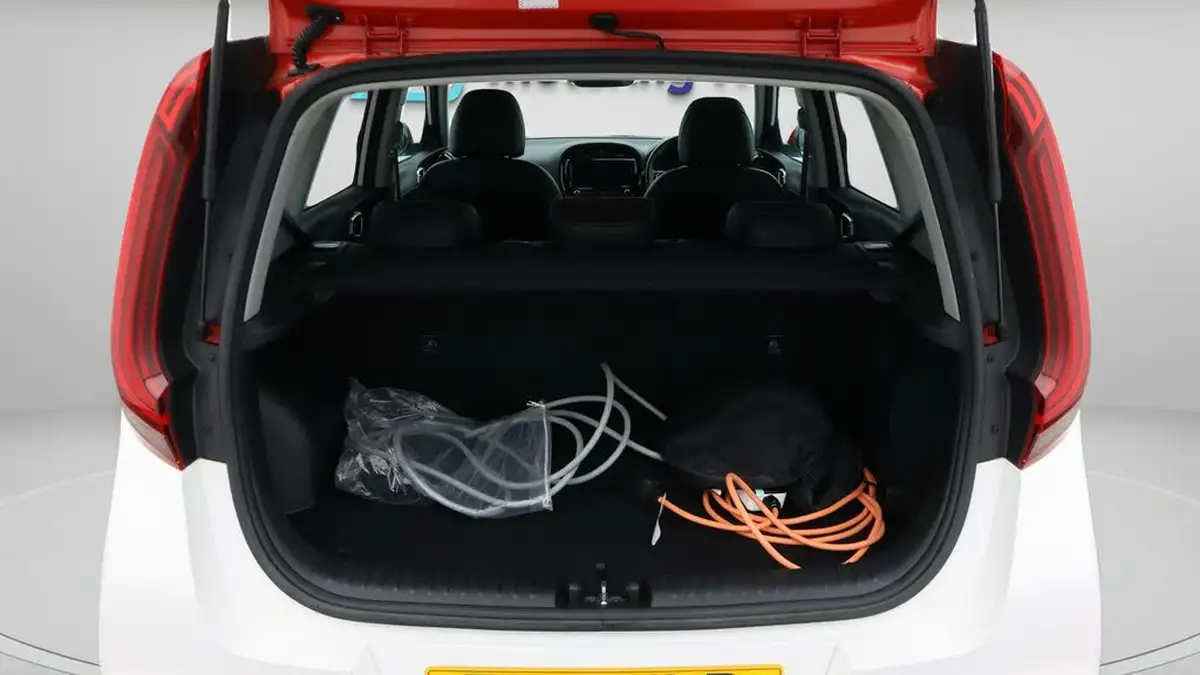 2021-kia-soul-ev-first-edition-big-17
