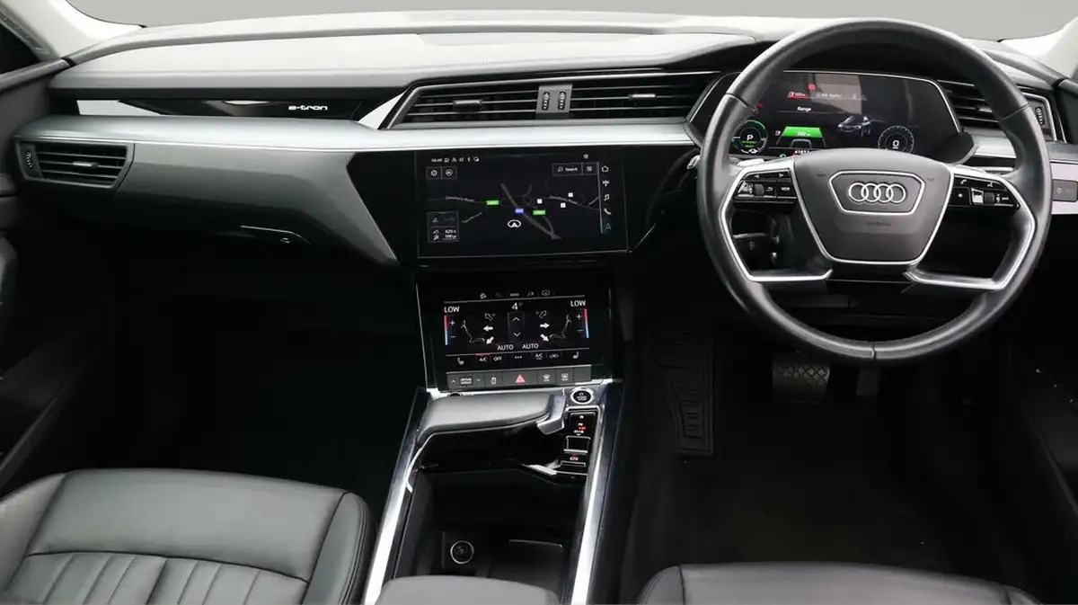 2020-audi-e-tron-50e-technik-big-12