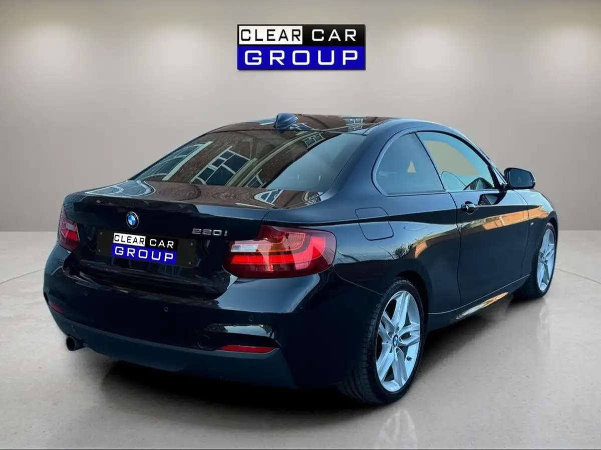 2014-bmw-2-series-20-220i-m-sport-coupe-2d-big-5
